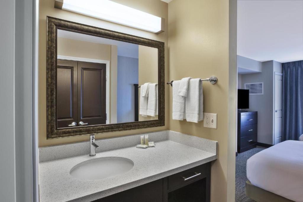 Staybridge Suites - Benton Harbor-St. Joseph By Ihg Exterior photo
